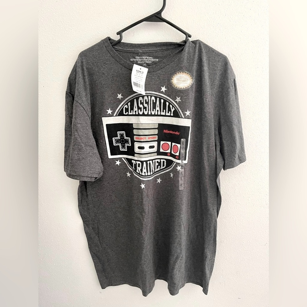 Men’s Nintendo T-Shirt XL NWT